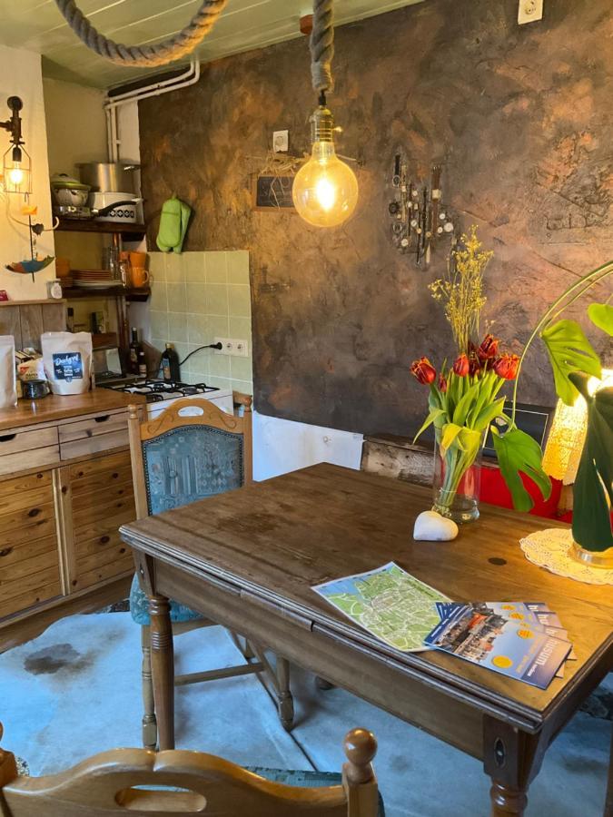 Privartzimmer 'Ausfahrt Freihalten' Husum  Luaran gambar