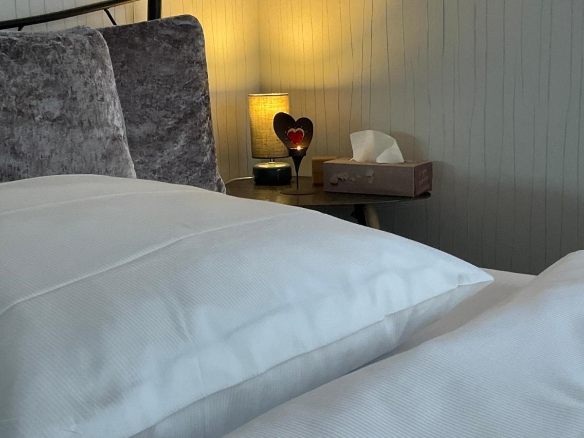 Privartzimmer 'Ausfahrt Freihalten' Husum  Luaran gambar