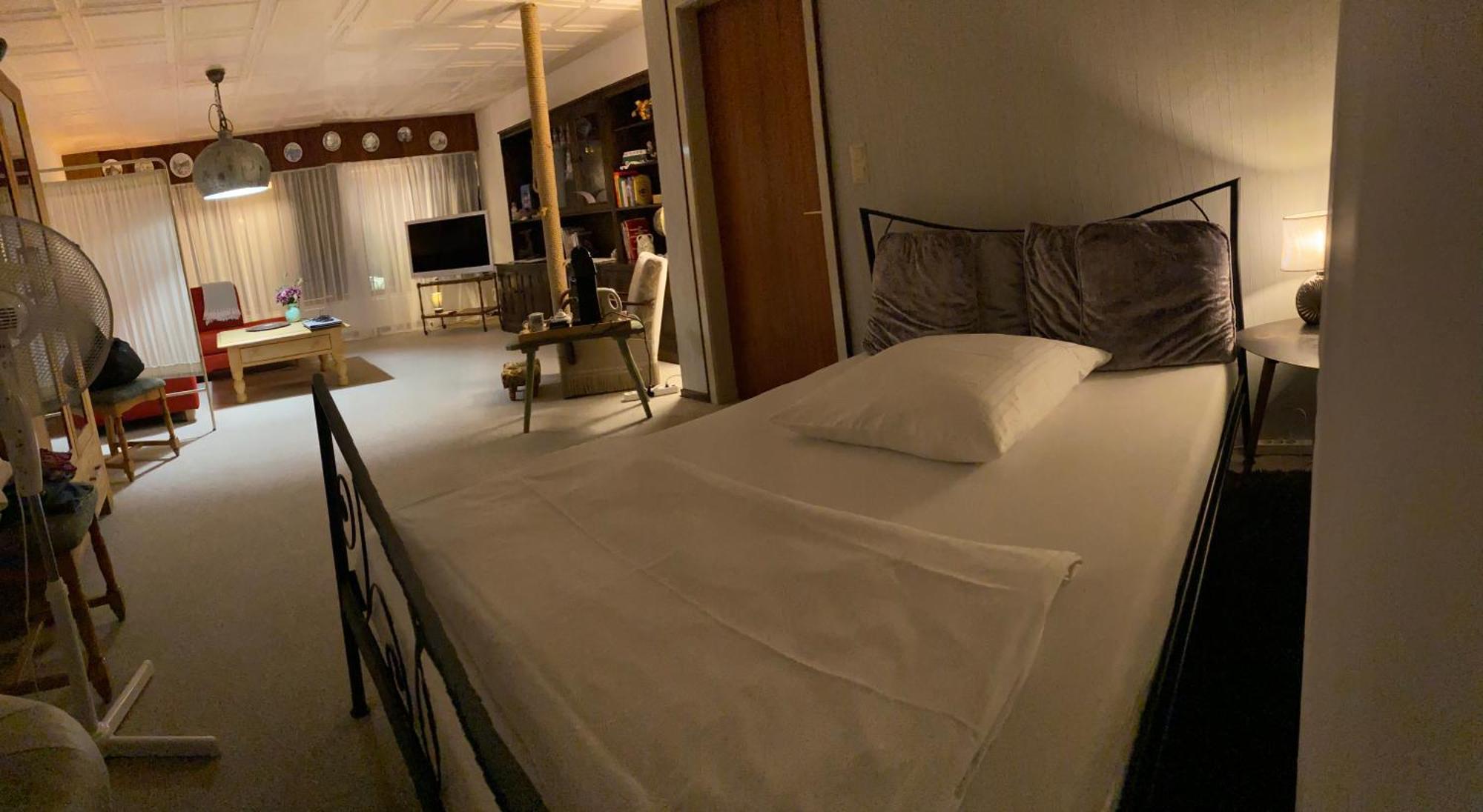 Privartzimmer 'Ausfahrt Freihalten' Husum  Luaran gambar