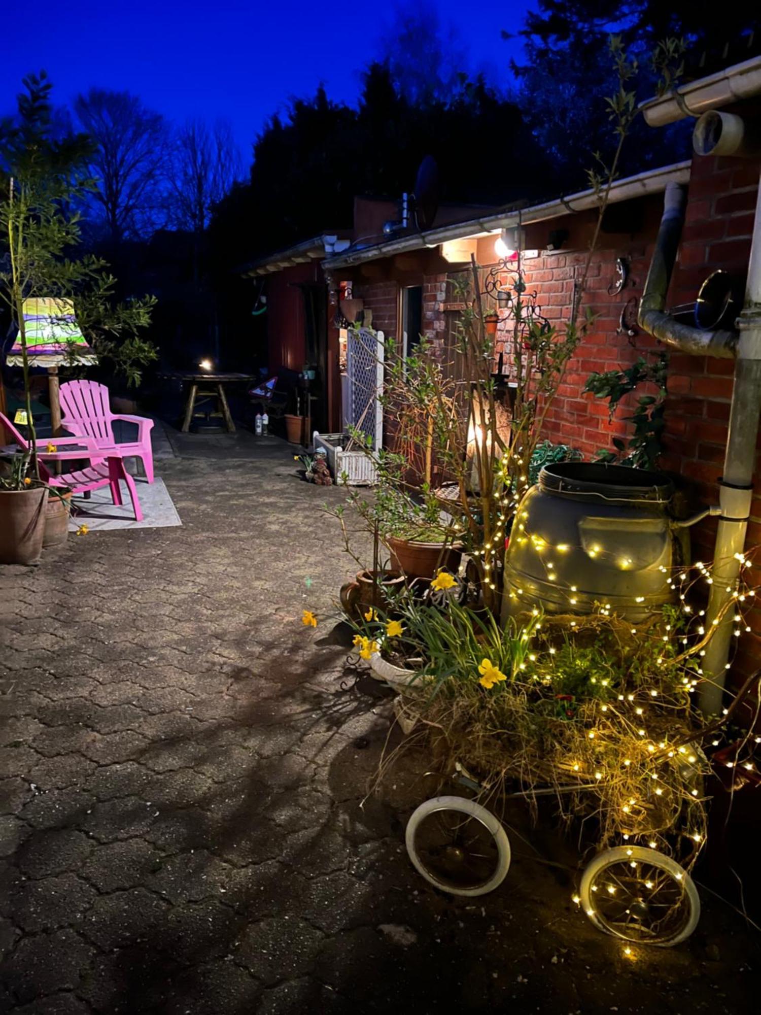 Privartzimmer 'Ausfahrt Freihalten' Husum  Luaran gambar